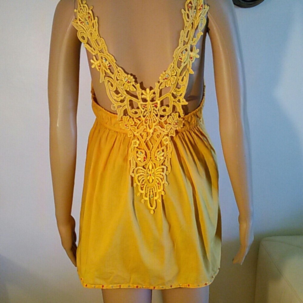 Designers Cotton Top Exclusive Of Decoration .
